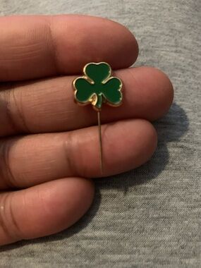 Green Clover Stick Pin unisex